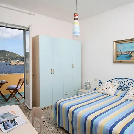 Hotel Mari 3*