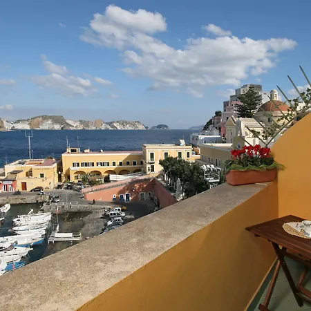 Hotel Mari
