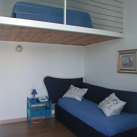 Mari Otel Ponza