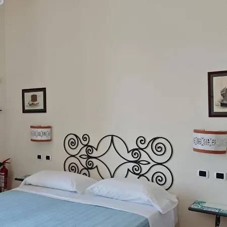 Otel Mari Ponza