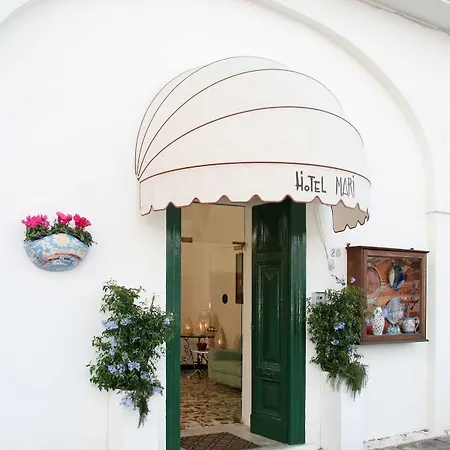 Mari Hotel Ponza