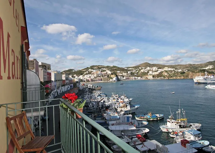 Mari Отель Понца