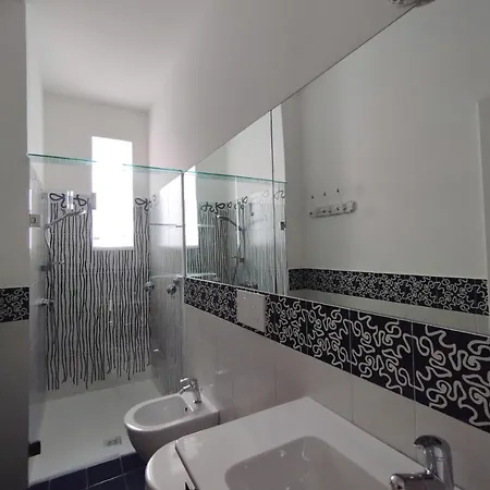 Mari Hotel