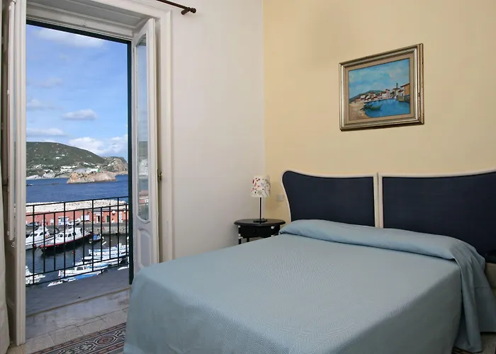 Mari Otel 3*